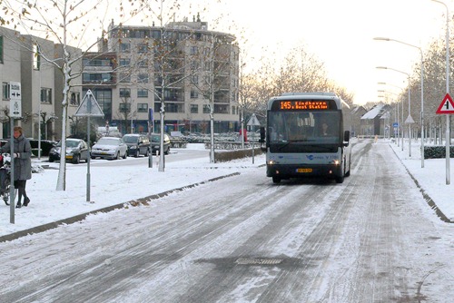 bus_op_sneeuwbaan