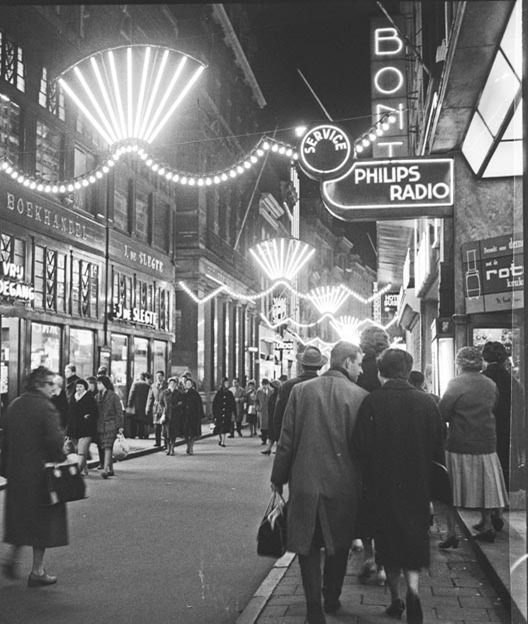 Amsterdam_by_night1955_001