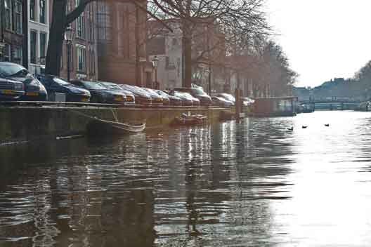 parkeren_langs_gracht